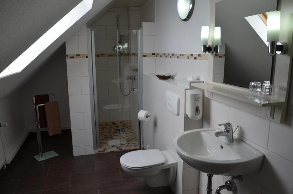 Skypension Schönefeld Esterno foto