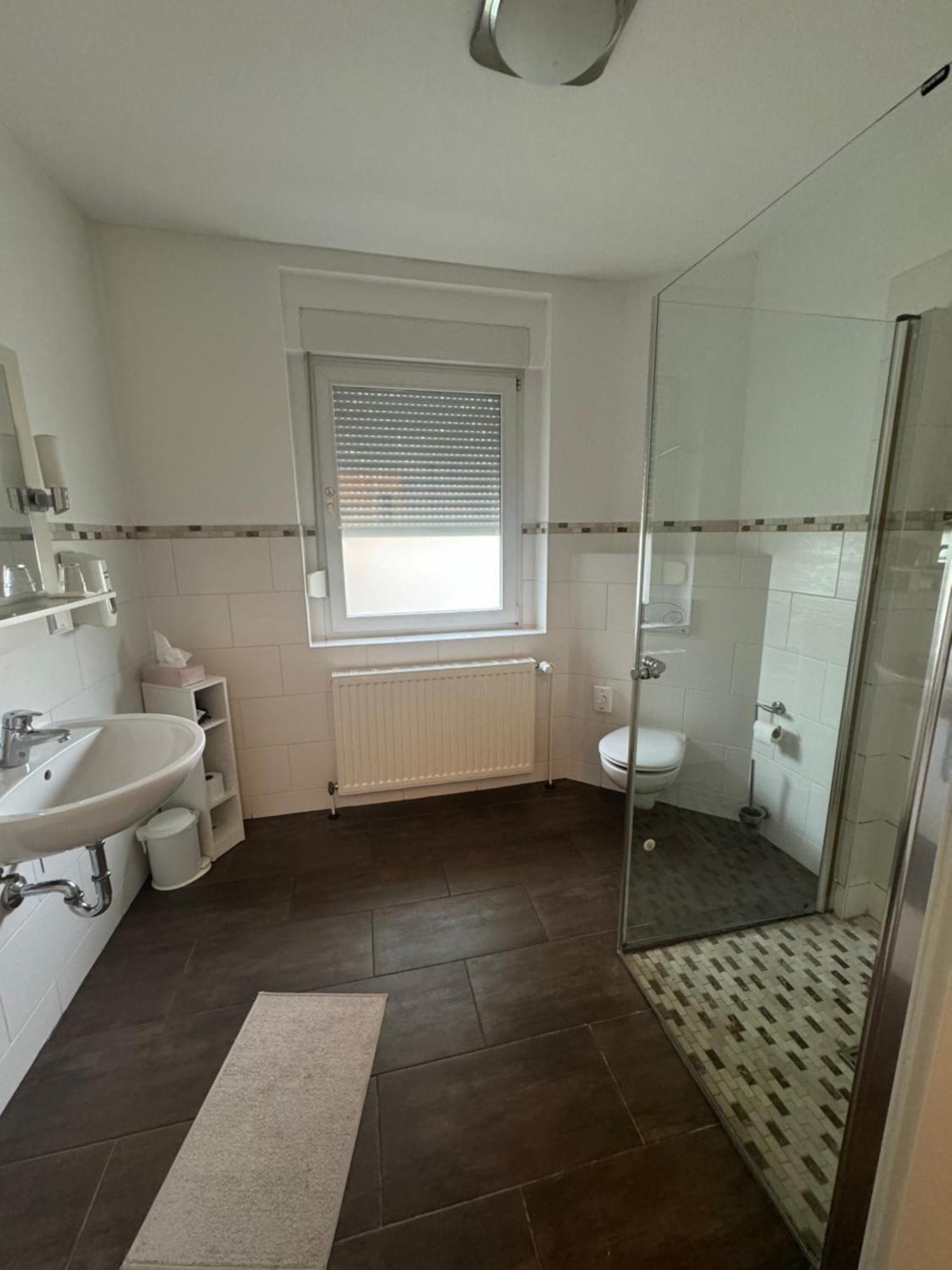Skypension Schönefeld Esterno foto
