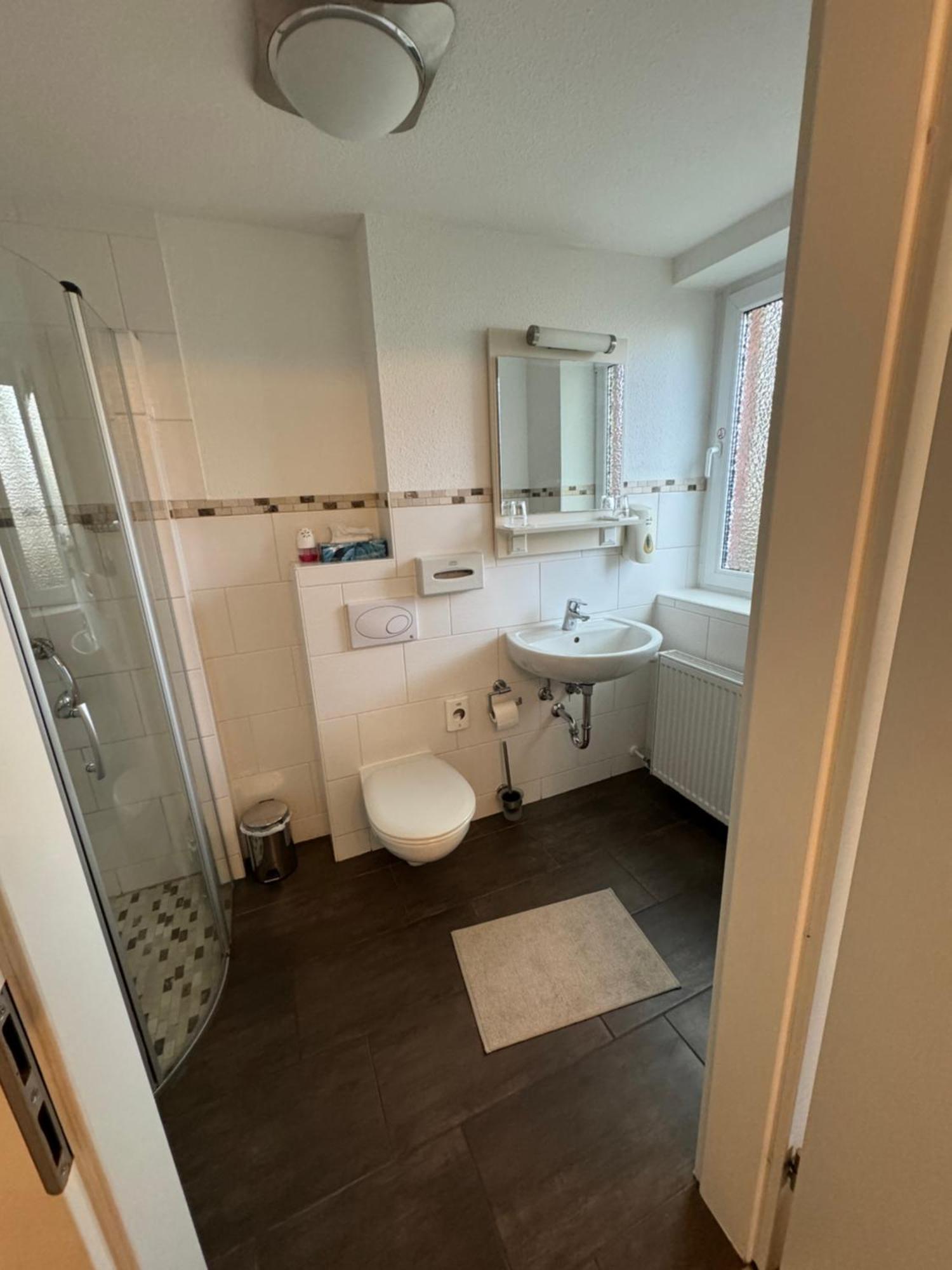Skypension Schönefeld Esterno foto