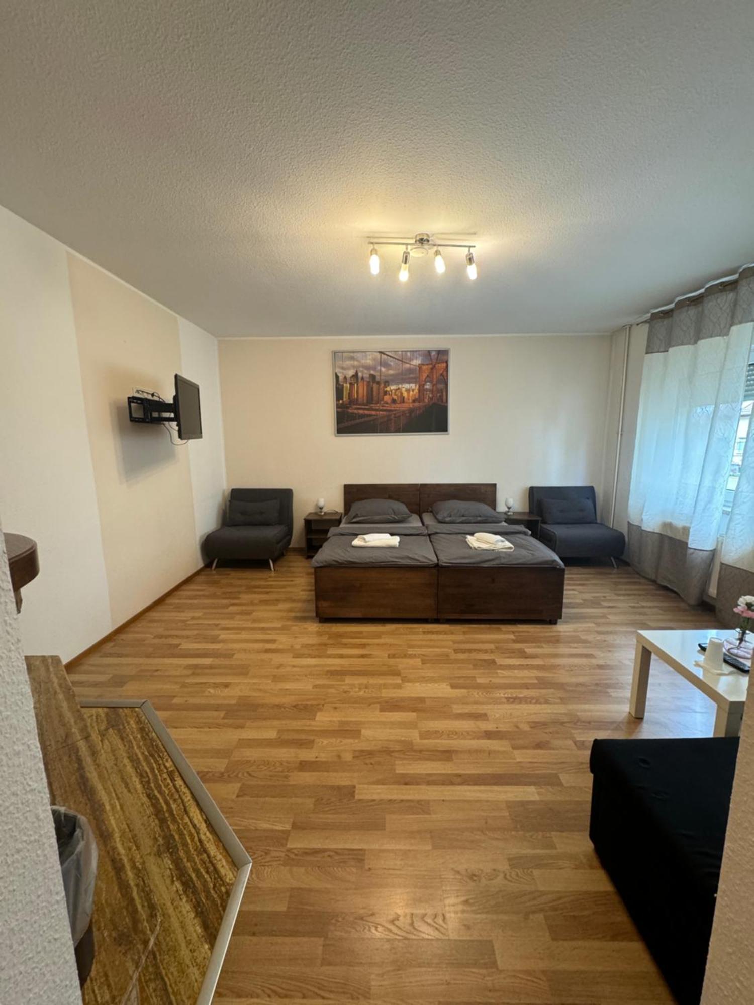 Skypension Schönefeld Esterno foto