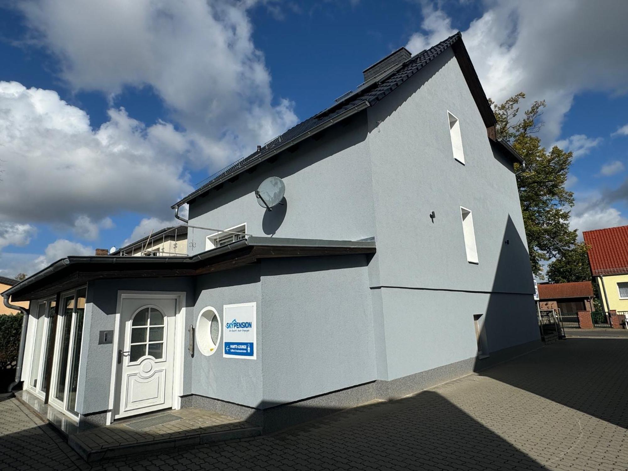 Skypension Schönefeld Esterno foto